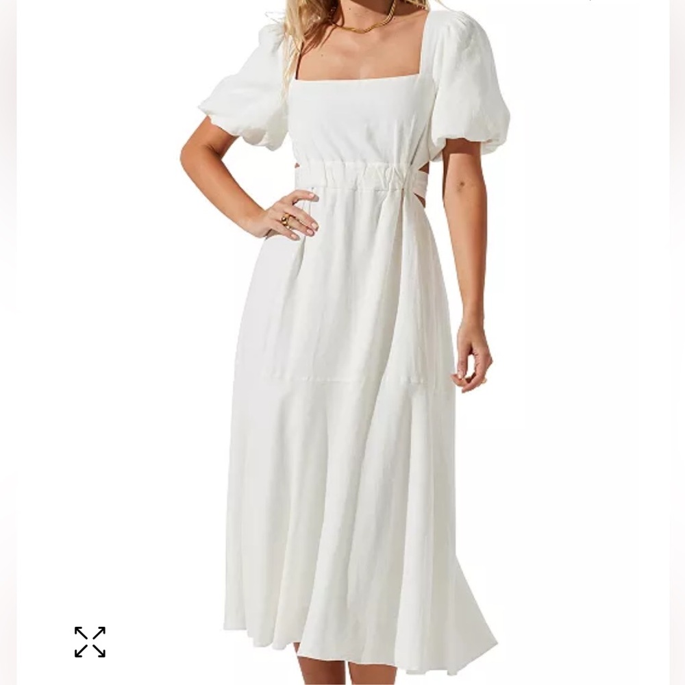 ASTR WHITE LINEN DRESS size M